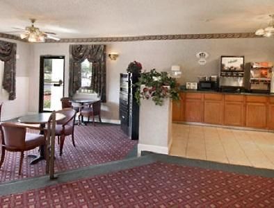 Rodeway Inn Lumberton Interior foto